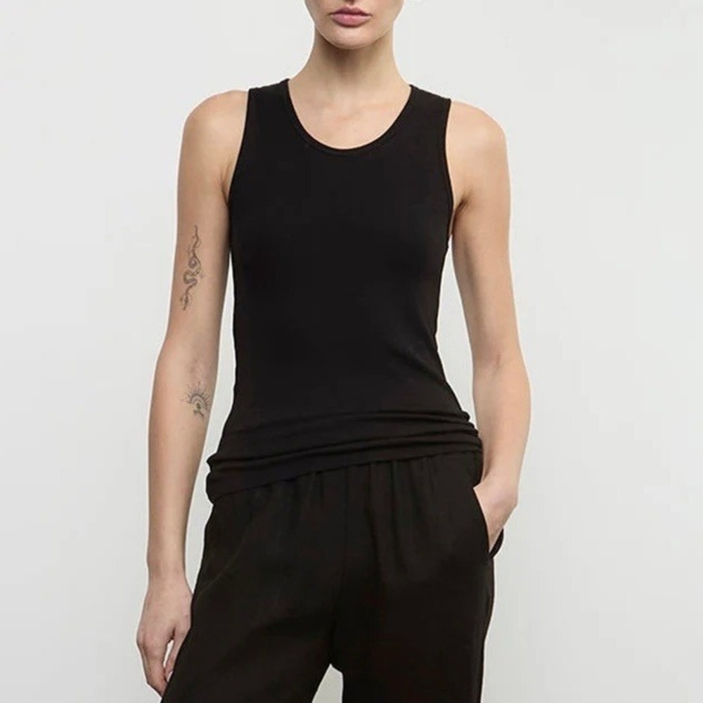 ENZA COSTA Silk Rib Scoop Tank Womens Small Black Quiet Luxury Minimalist NEW